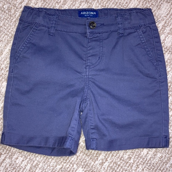ARIZONA JEAN CO. 2 Pairs Midi Shorts - Picture 5 of 8